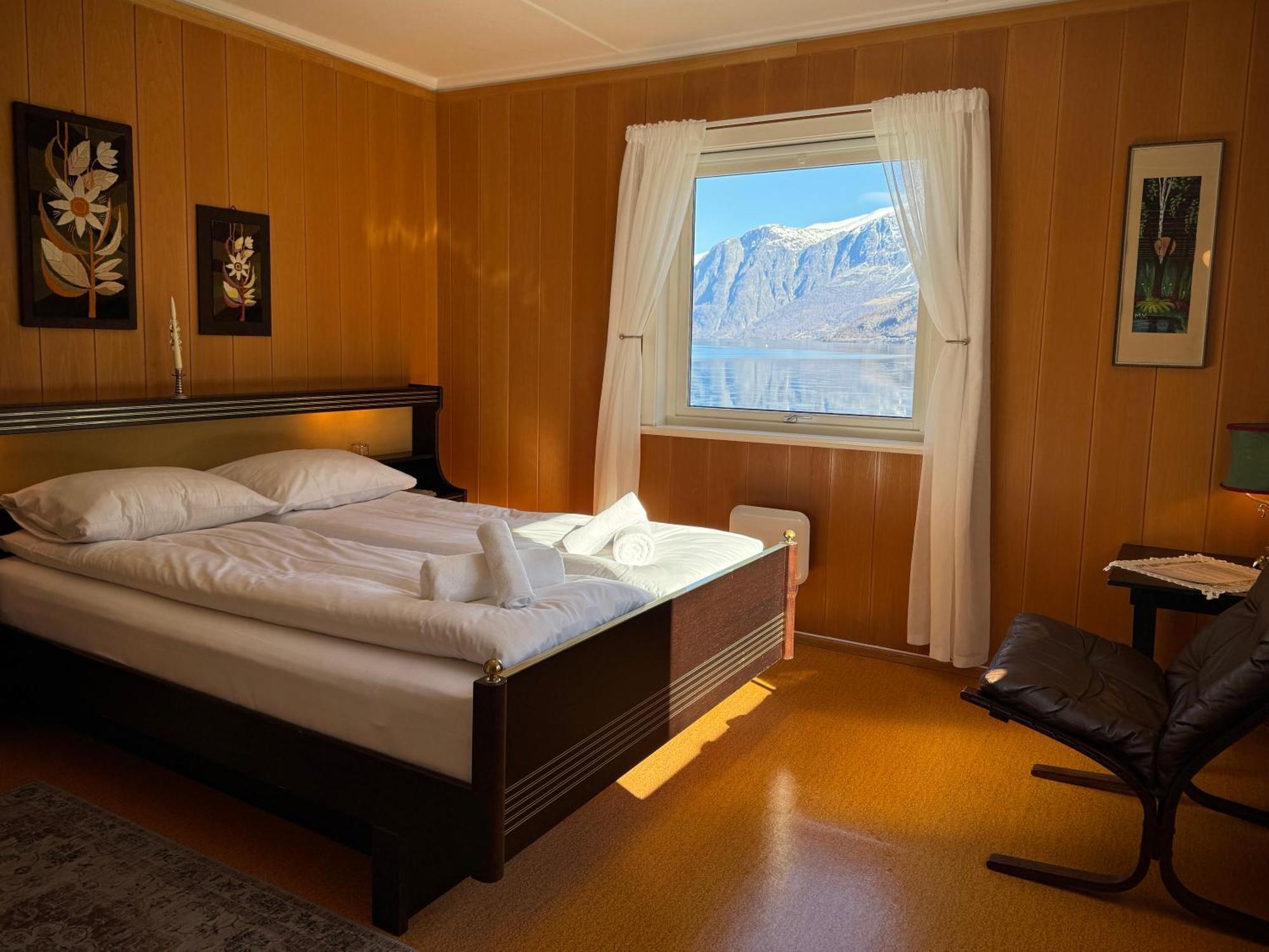 Svingen Guesthouse - Panoramic Fjord Views In Flåm Exteriör bild